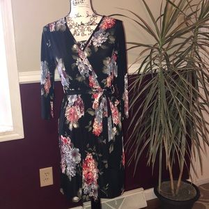 NWT- mts DRESS.. absolutely stunning! medium